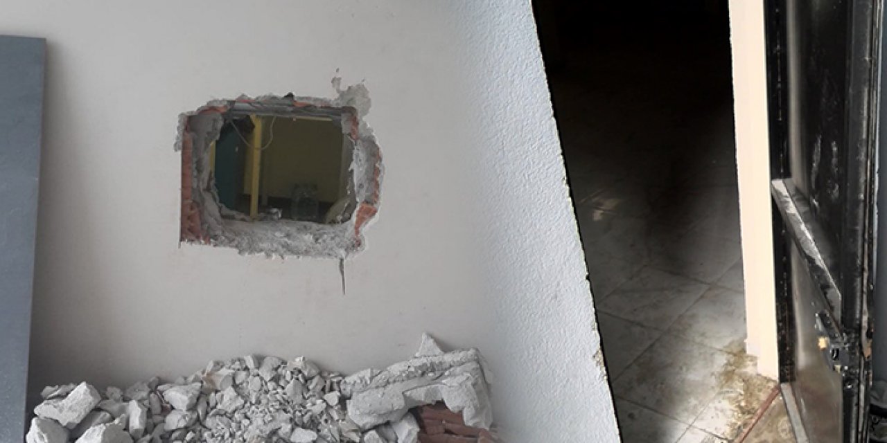 İstanbul'da azimli hırsız özel bir bankanın duvarını deldi