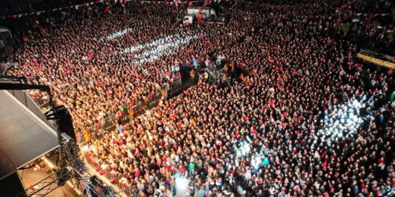 Ankara'daki konsere yüzlerce insan katıldı