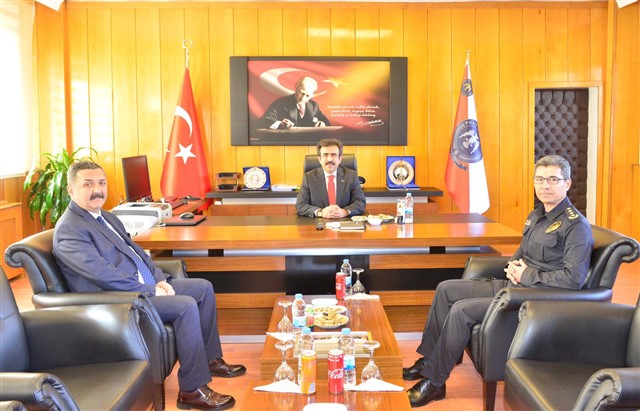 Ahmet Yarım kimdir? Ahmet Yarım nereli ve kaç yaşındadır?