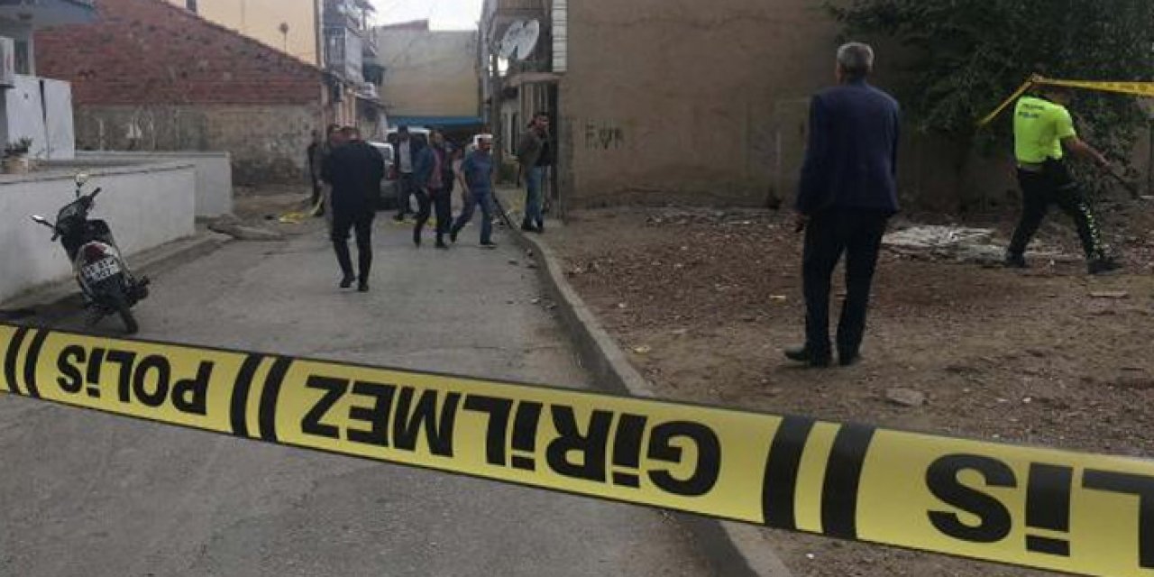 Husumetli iki aile arasında silahlı kavga: 1’i polis 8 yaralı