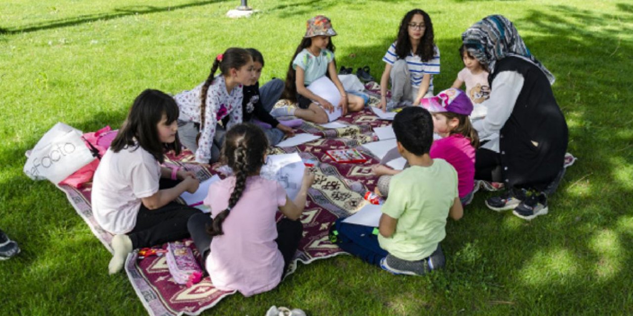 Kahramankazanlı kadın ressam: Şalvarlı Picasso