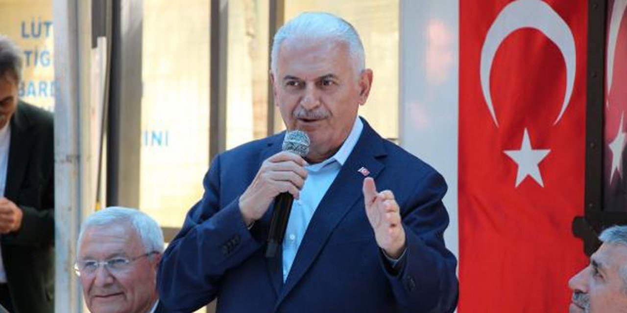 Binali Yıldırım: FETÖ'cüler o koroya katıldılar