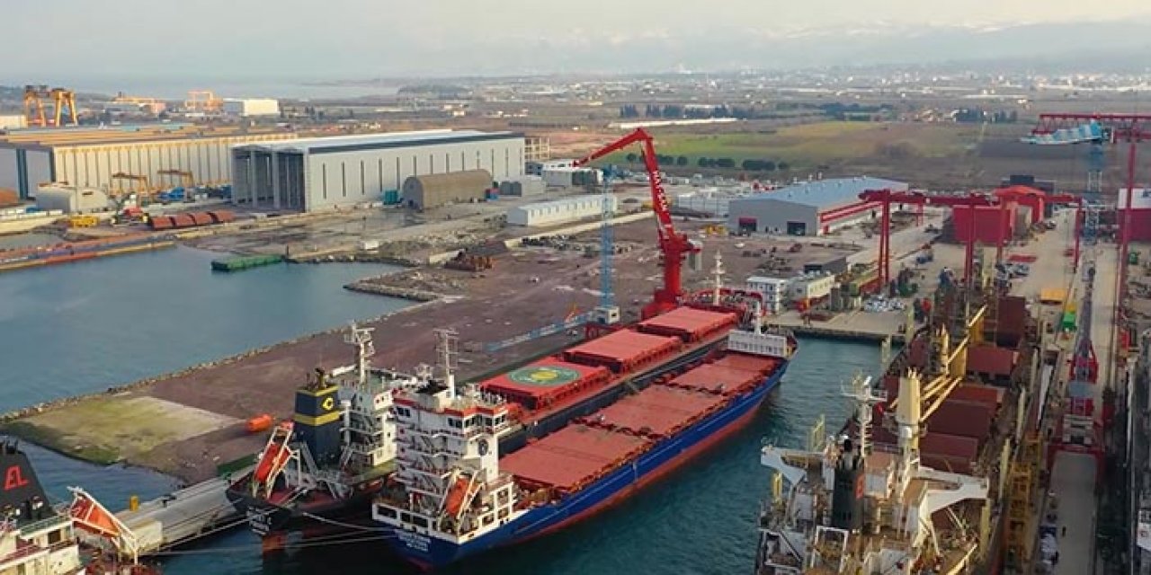 Tersane yemeği 140 işçiyi zehirledi