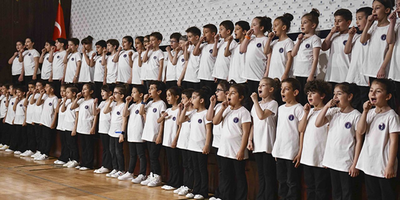 Ankara Büyükşehir Belediyesi’nde çocuk orkestrası sahnede