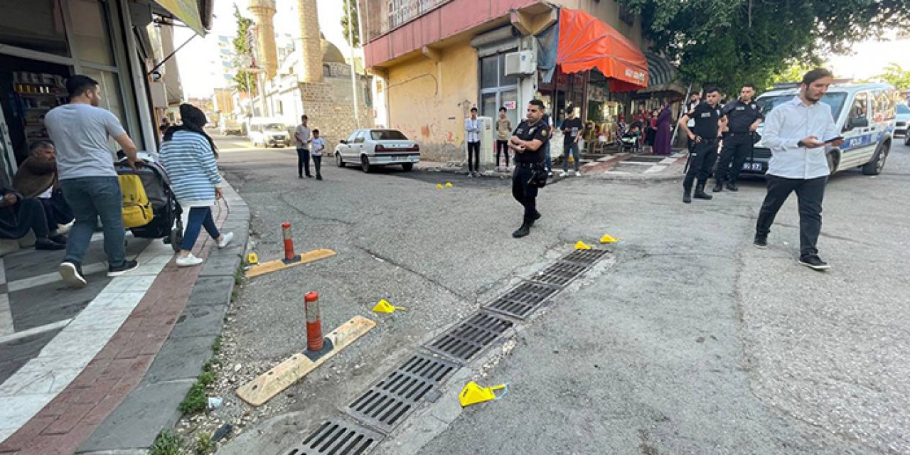 Sokak ortasında silahlı kavga: 1'i çocuk 2 yaralı