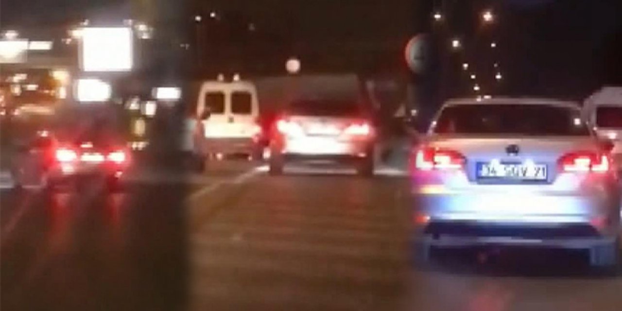 Milletin canını hiçe saydı: Maganda trafiği birbirine kattı
