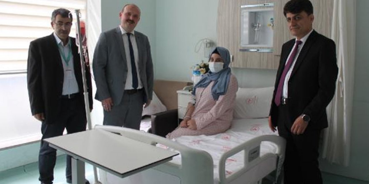 Yapay kalp kapağı kırıldı: Kasıktan anjiyo yöntemi ile kurtuldu