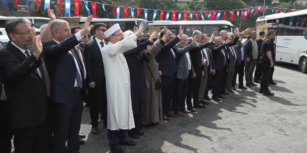 Hacı adaylarının ilk kafilesi İstanbul’dan uğurlandı