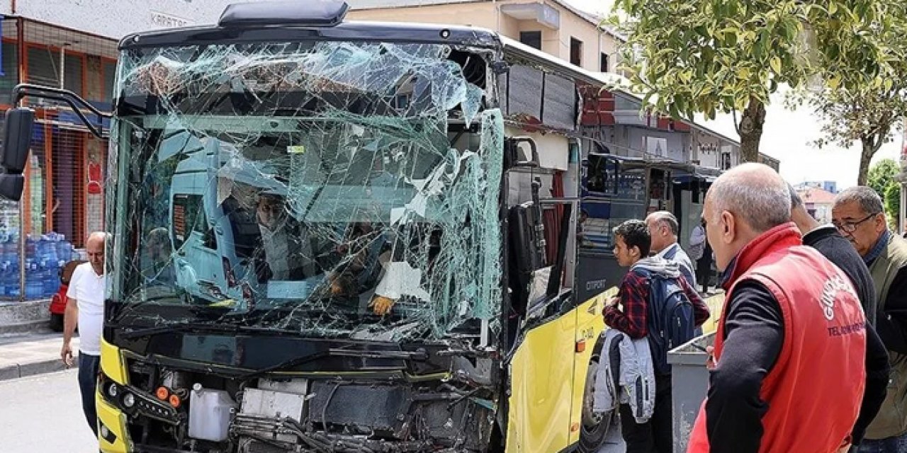 İETT otobüsleri çarpıştı: 3 yaralı