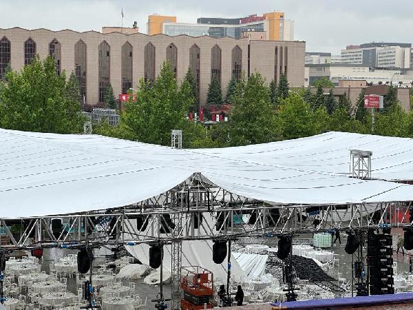 TOBB Genel Kurulu'nda branda çatı çöktü: 6 kişi yaralandı