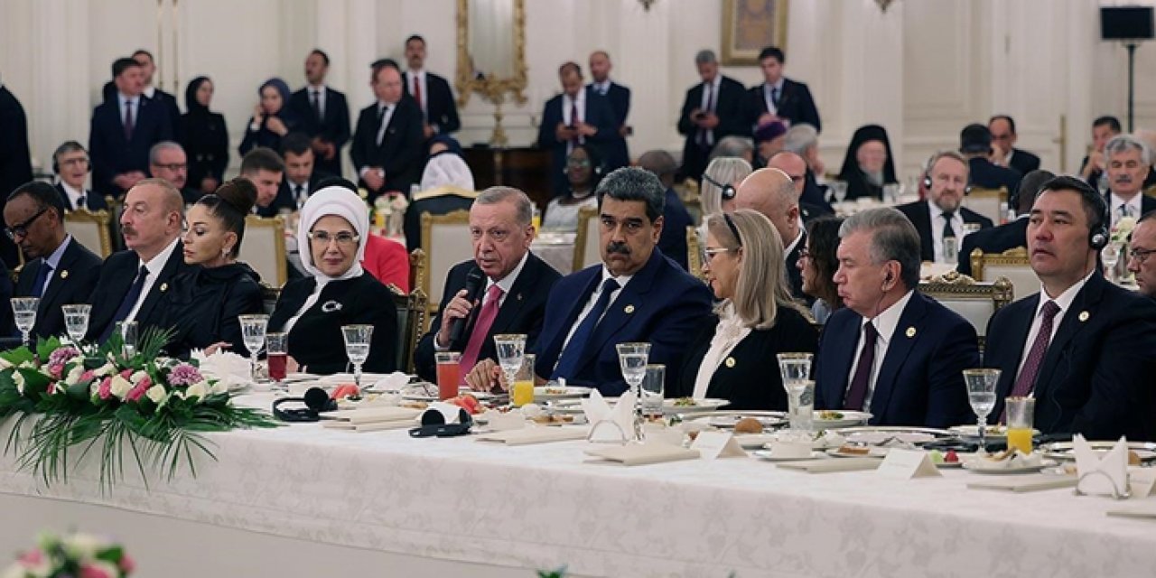 Cumhurbaşkanı Erdoğan liderler onuruna yemek verdi