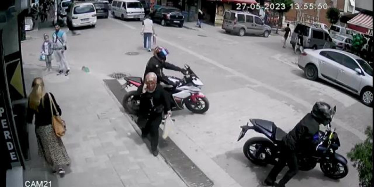 Motosiklet hırsızlığı kameralara yansıdı