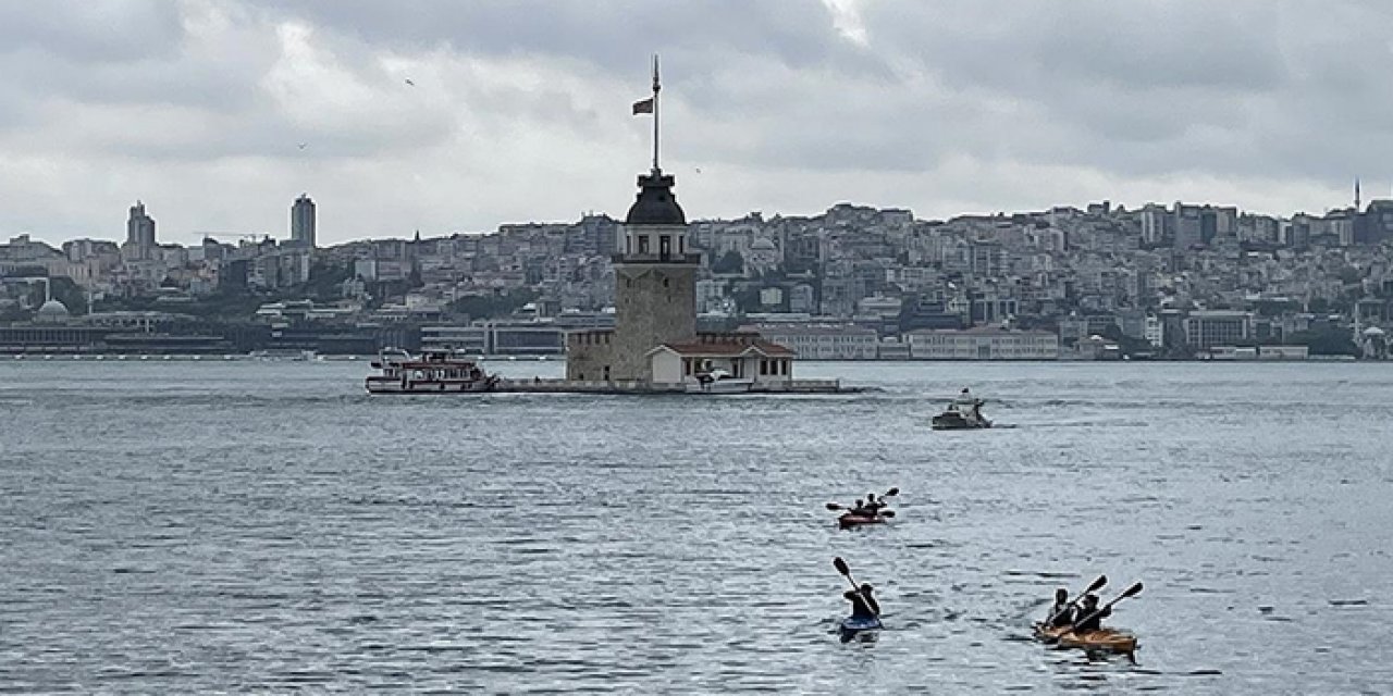 Kız Kulesi çevresinde dip temizliği