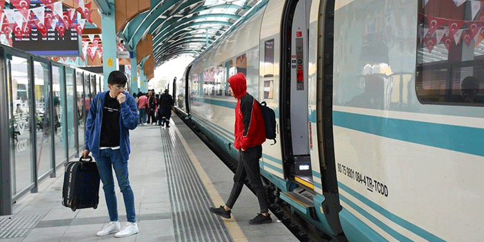 Ankara - Sivas hızlı trenini ücretsiz kullanan kişi sayısı açıklandı