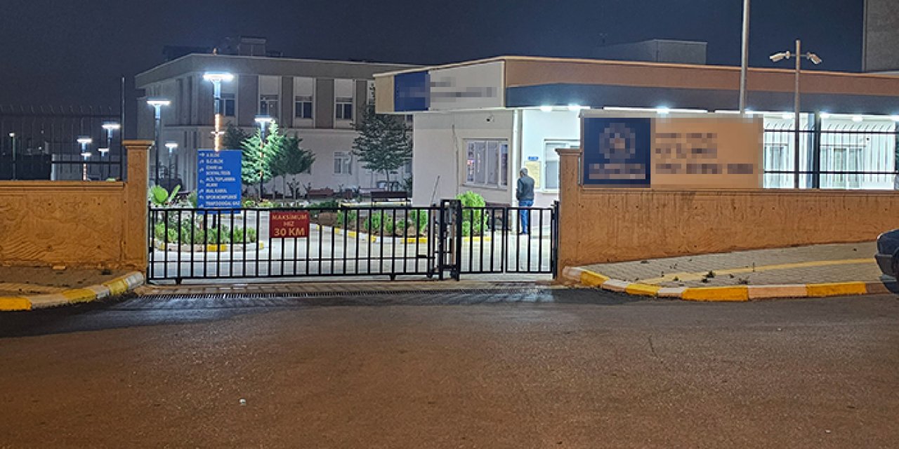 Erkek öğrenci yurdunda dehşet: Güvenlik görevlisi bıçaklanara öldürüldü