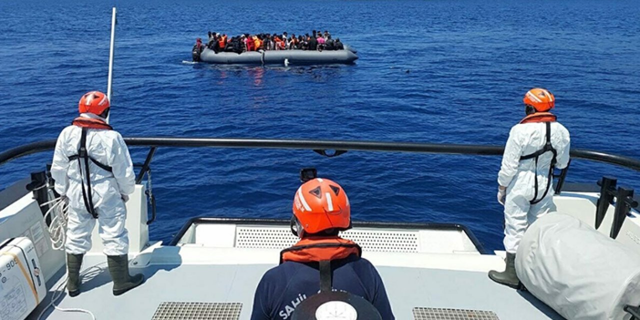 Kuşadası açıklarında 58 göçmen kurtarıldı