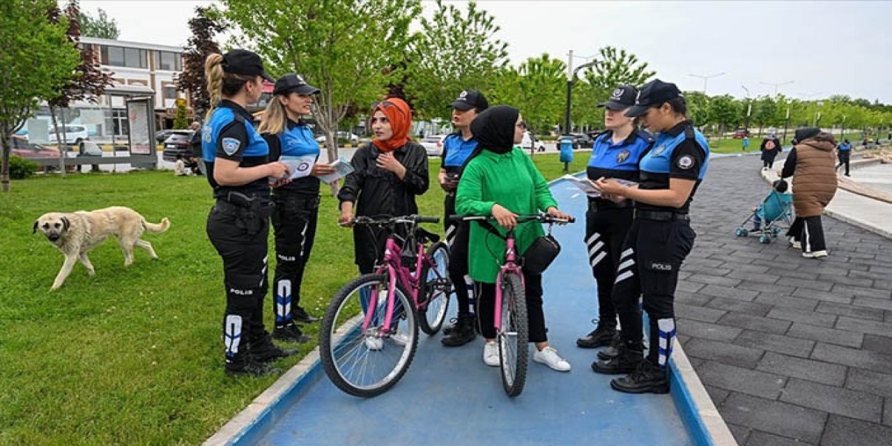 Vatandaşlar boğulmasın diye sahadalar