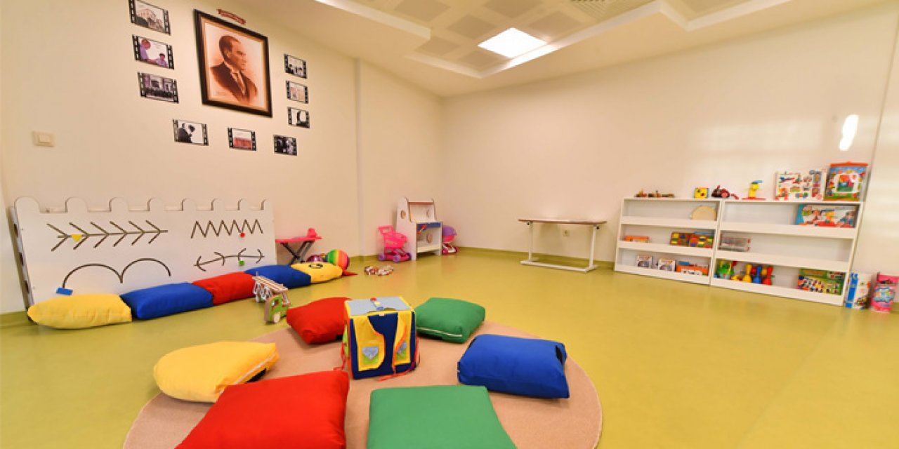 Engelsiz Çocuk Gündüz Bakımevi’nin ilk mezunları verildi; yeni kayıtlar başladı