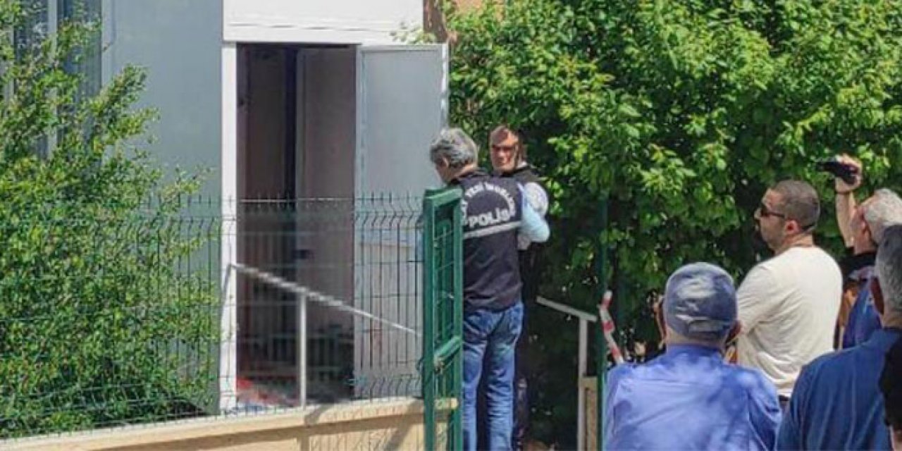 Engelli asansörüne sıkışıp öldü