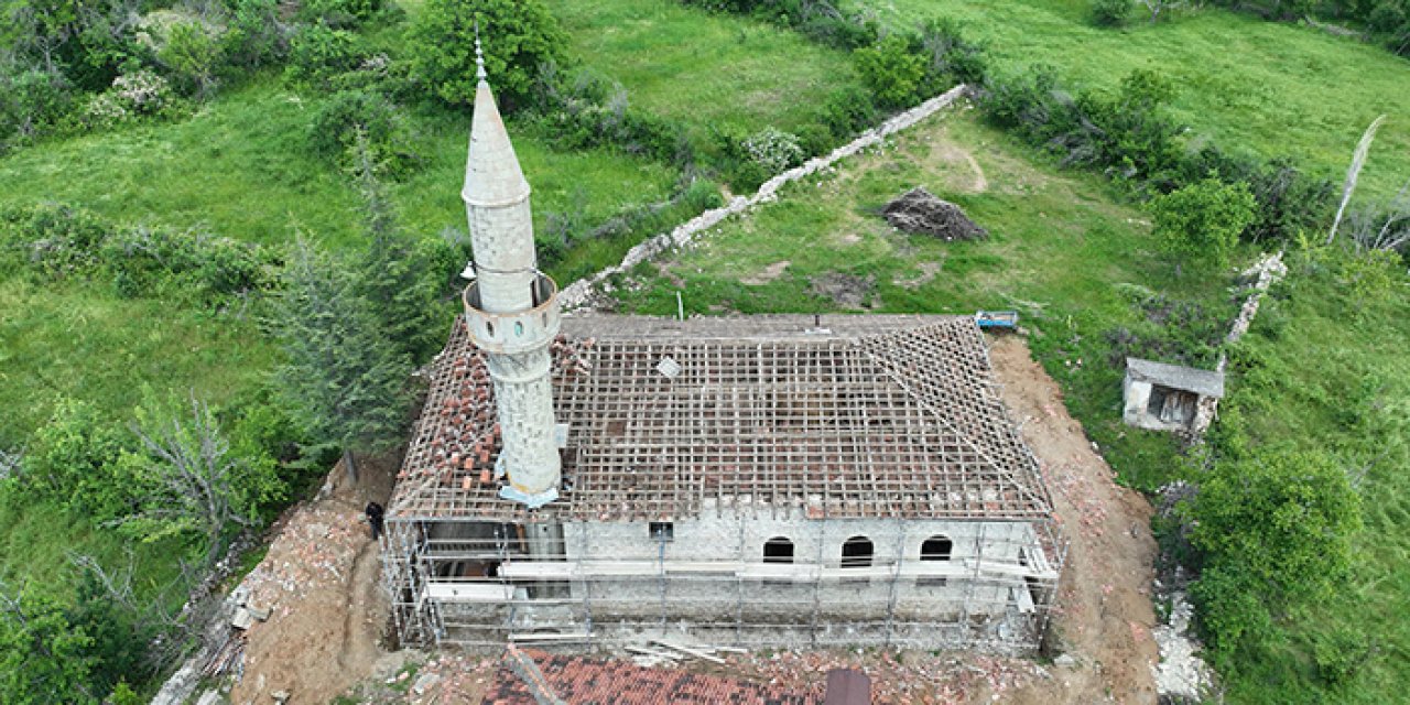 Asırlık cami restore ediliyor