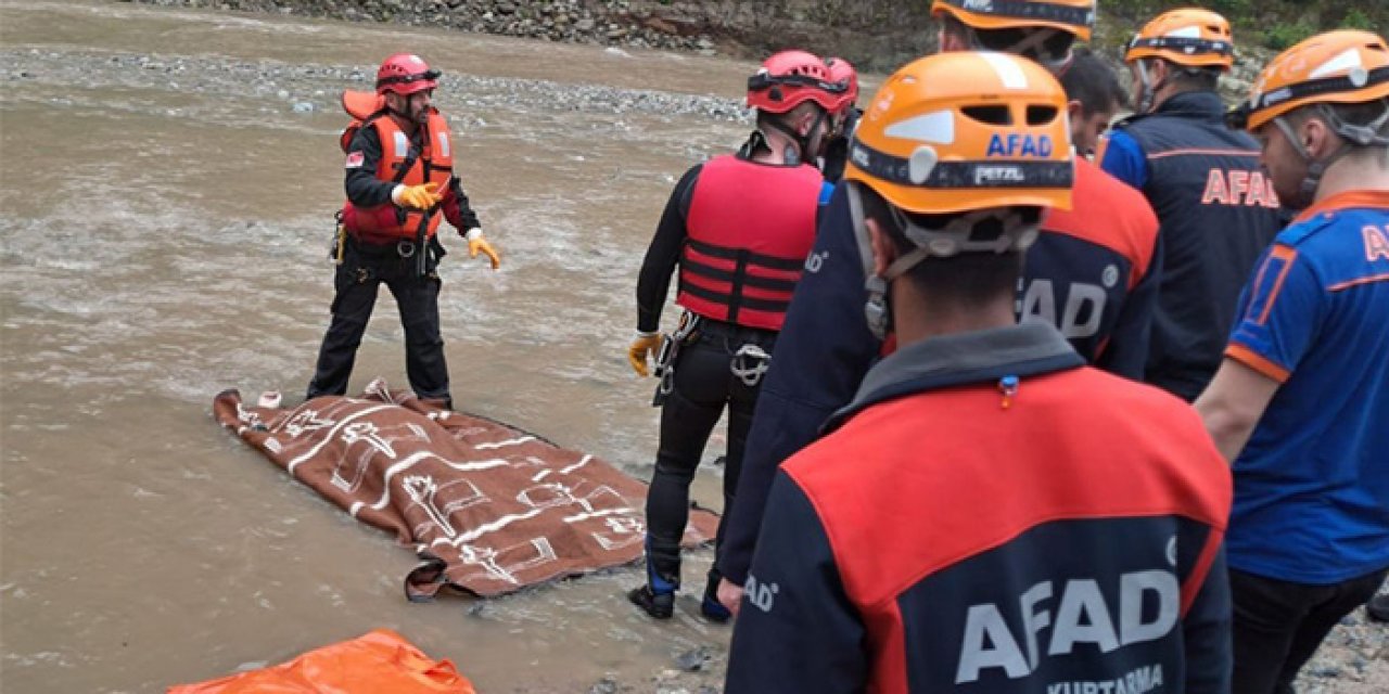 Kaybolan kadının cesedi derede bulundu