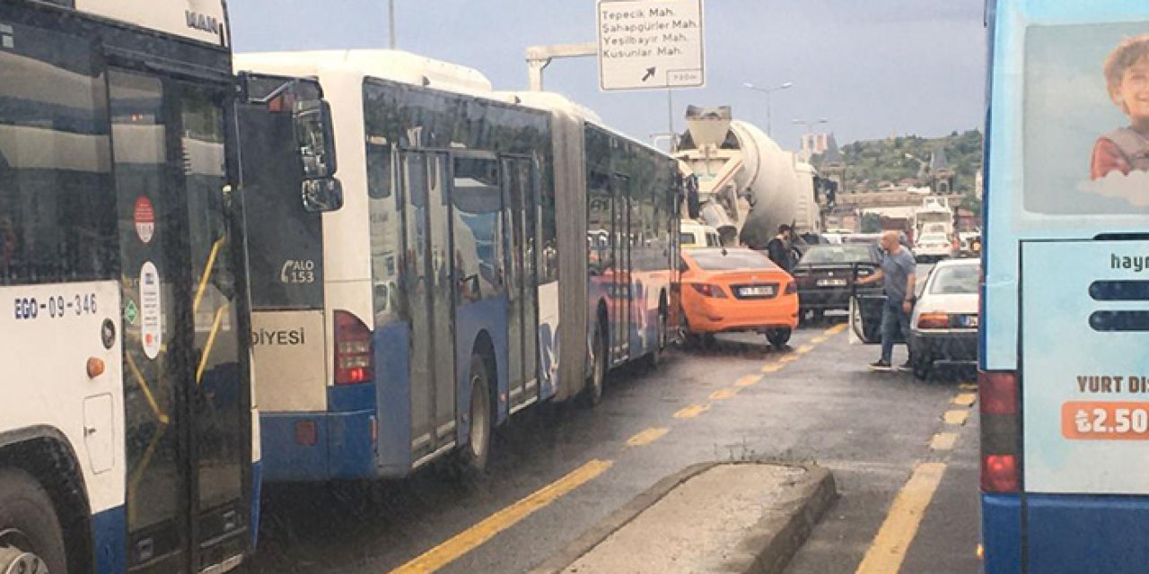 Sel nedeniyle Samsun yolu felç oldu