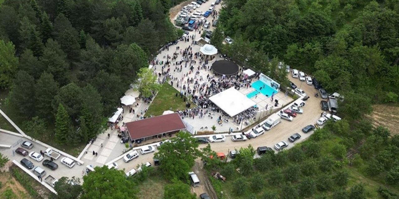 Turgut Alp Türbesi ziyarete açıldı