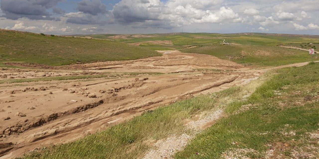 Kırşehir'de etkili olan sağanağın ardından hasar tespiti yapıldı