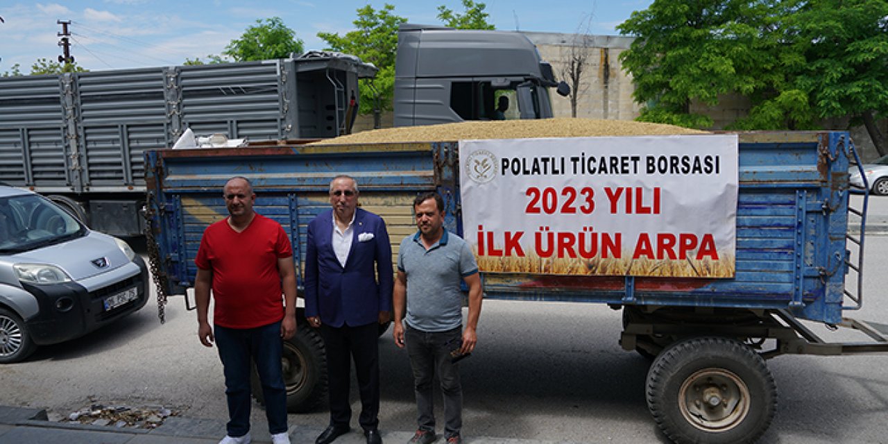 Polatlı'da ilk mahsul heyecanı: 6 liradan satıldı