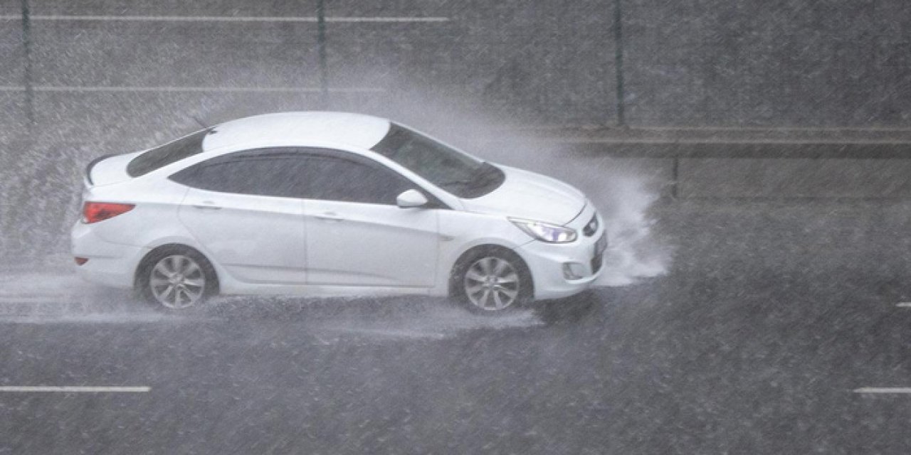 Ankara-Bala yolu sel nedeniyle ulaşıma kapandı