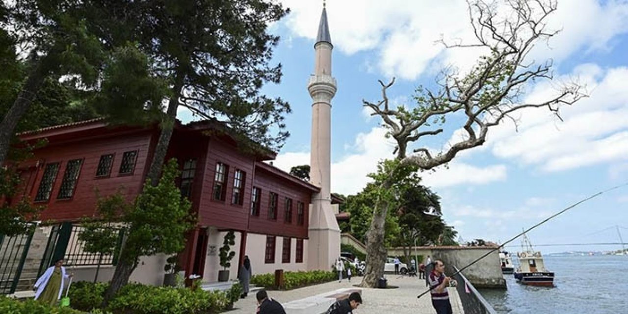 "Boğazın incisi" Vaniköy Cami açılış için gün sayıyor