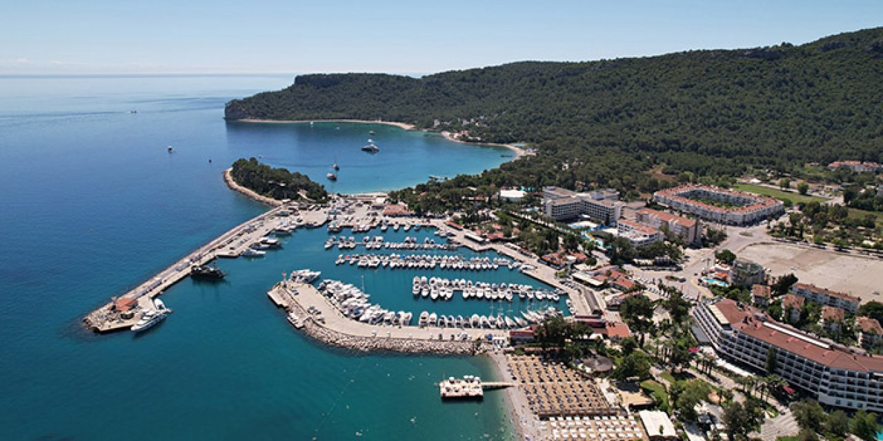 Kemer bayram tatilinde tıklım tıklım