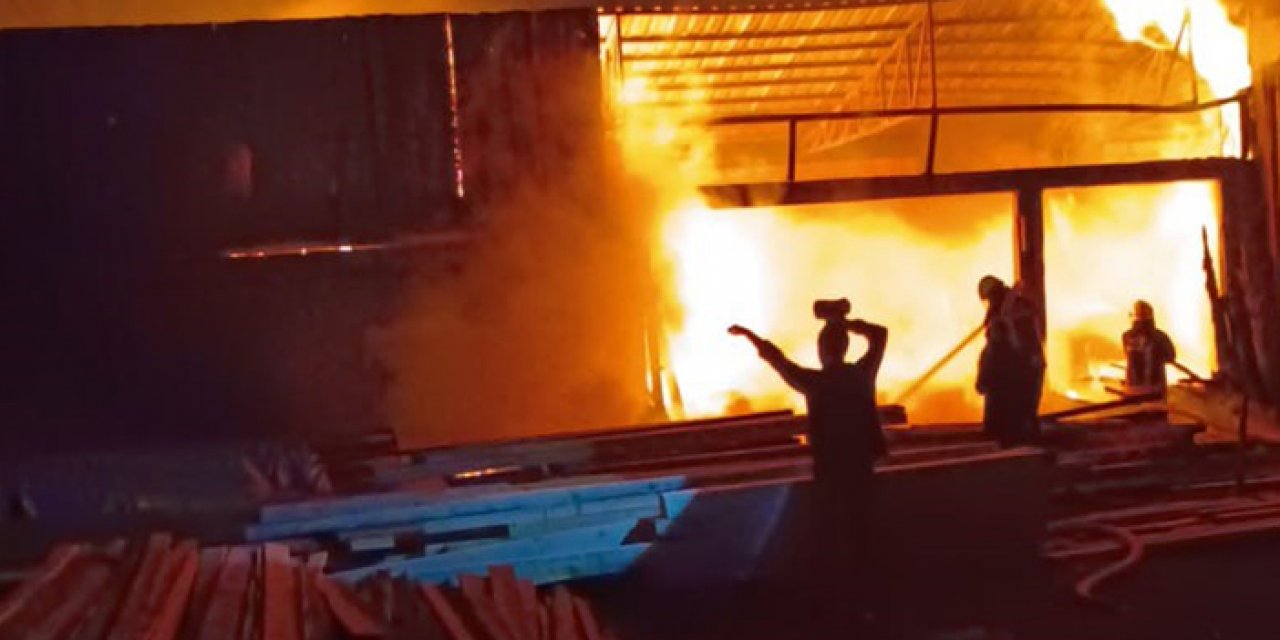 Van’da Marangoz sitesinde yangın