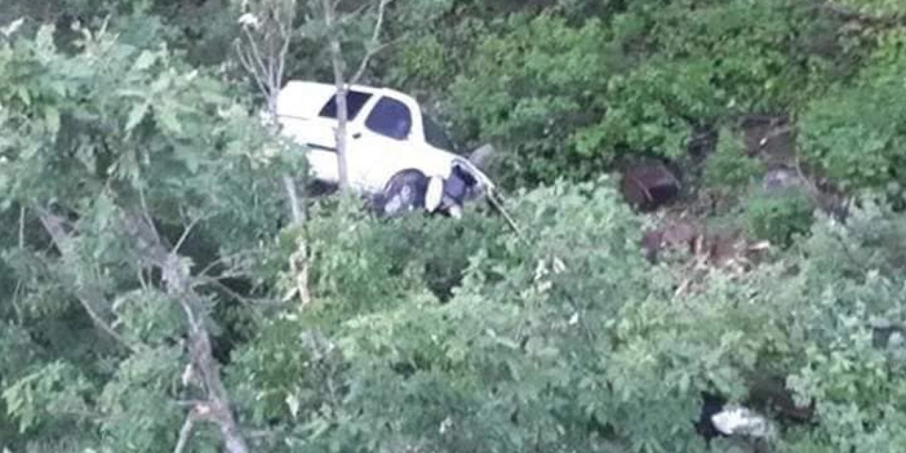 Otomobiliyle uçuruma yuvarlandı: Hayatını kaybetti