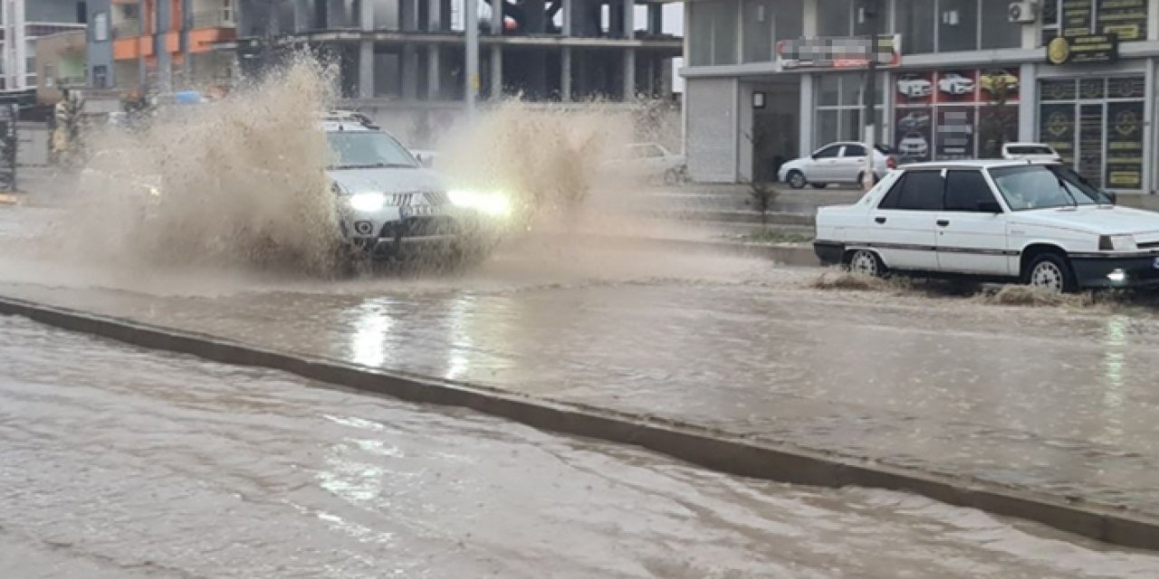 İklim uzmanından korkutan açıklama: Sel felaketleri giderek artacak!