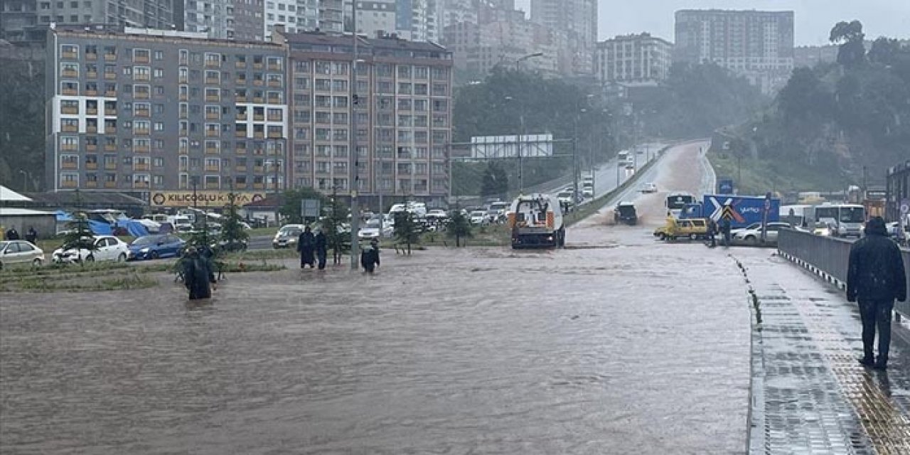 Zonguldak ve Bolu’yu sağanak vurdu