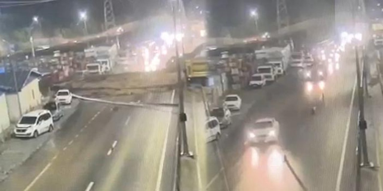 Trabzon-Gümüşhane karayolunda heyelan