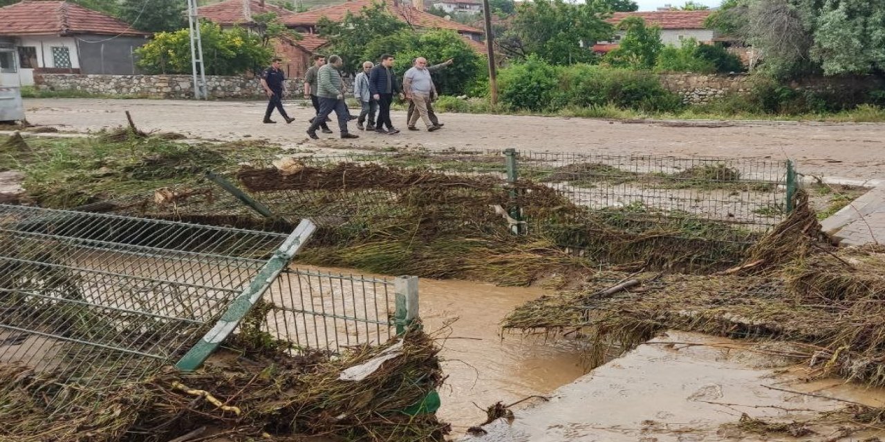Yozgat'ta sağanak hayatı olumsuz etkiledi