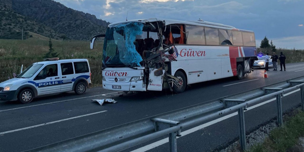 Denizli’de korkunç kaza: 2 ölü