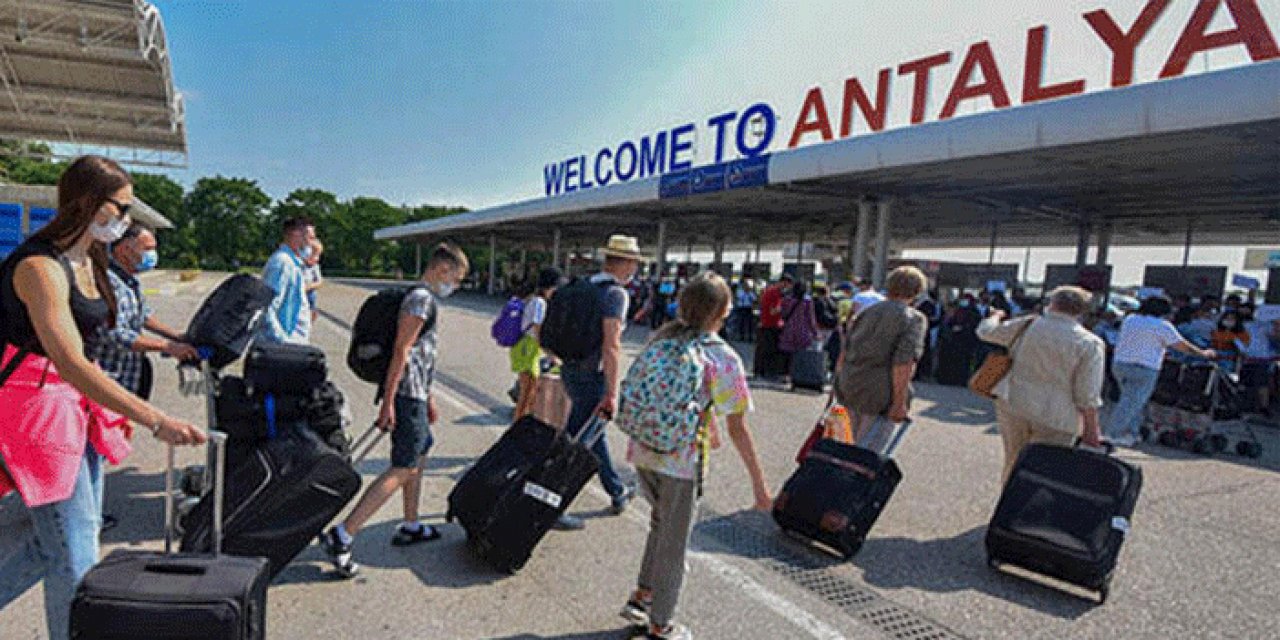 Antalya turist rekoru kırdı