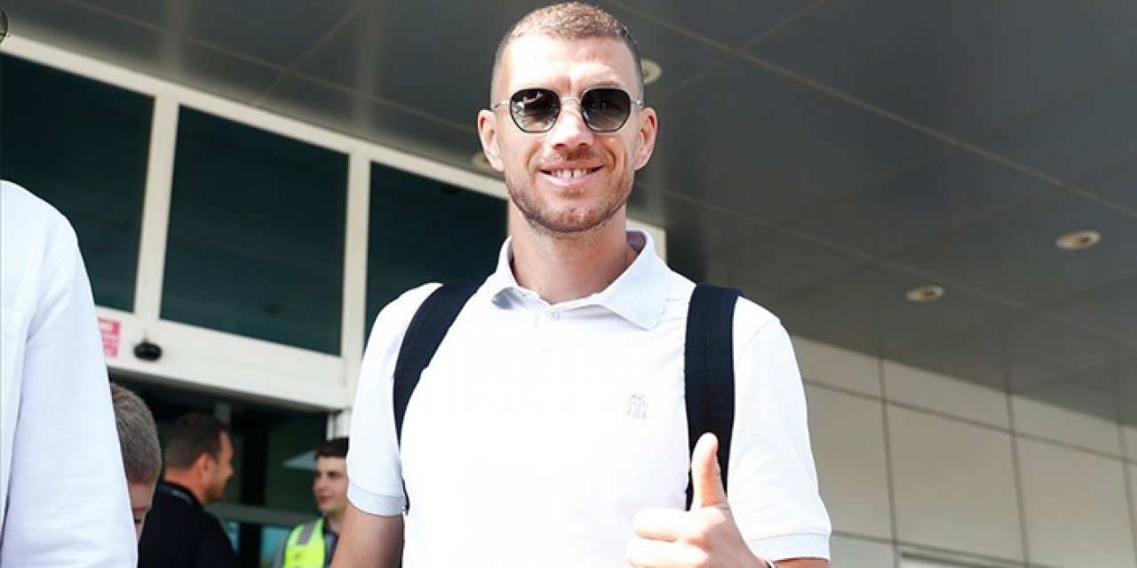 Dzeko’dan İstanbul’da “şampiyonluk” pozu