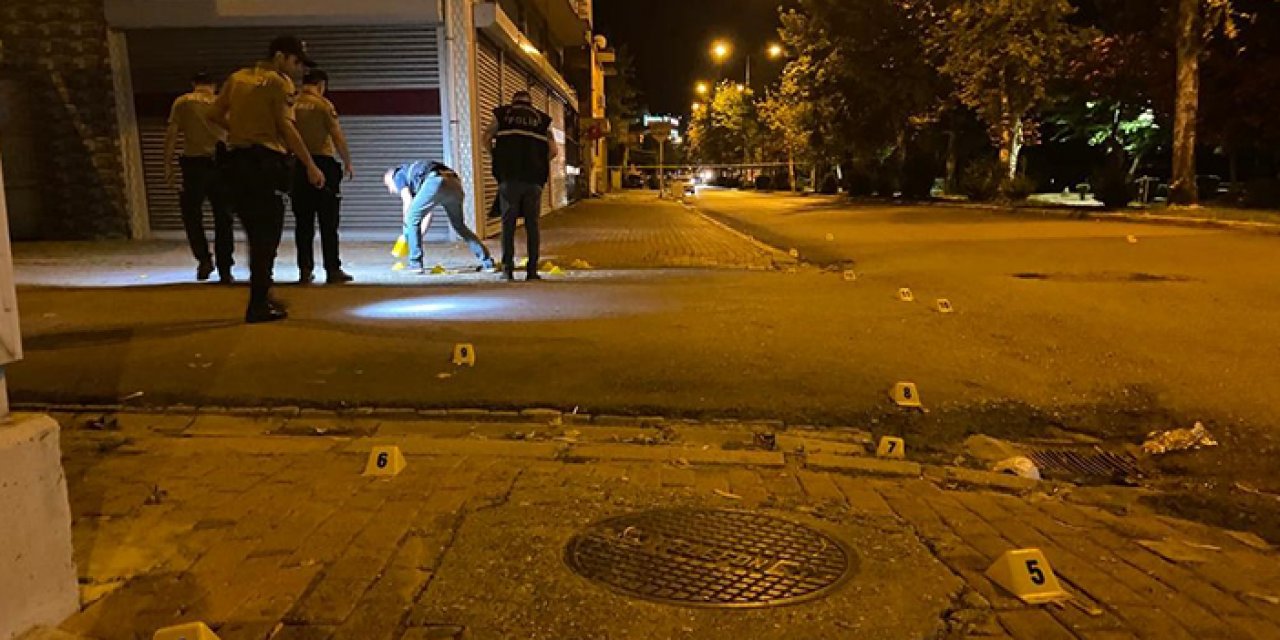 Yoldan geçreken çatışmanın ortasında kaldılar: Vurulan 5 kişiden 1'i öldü