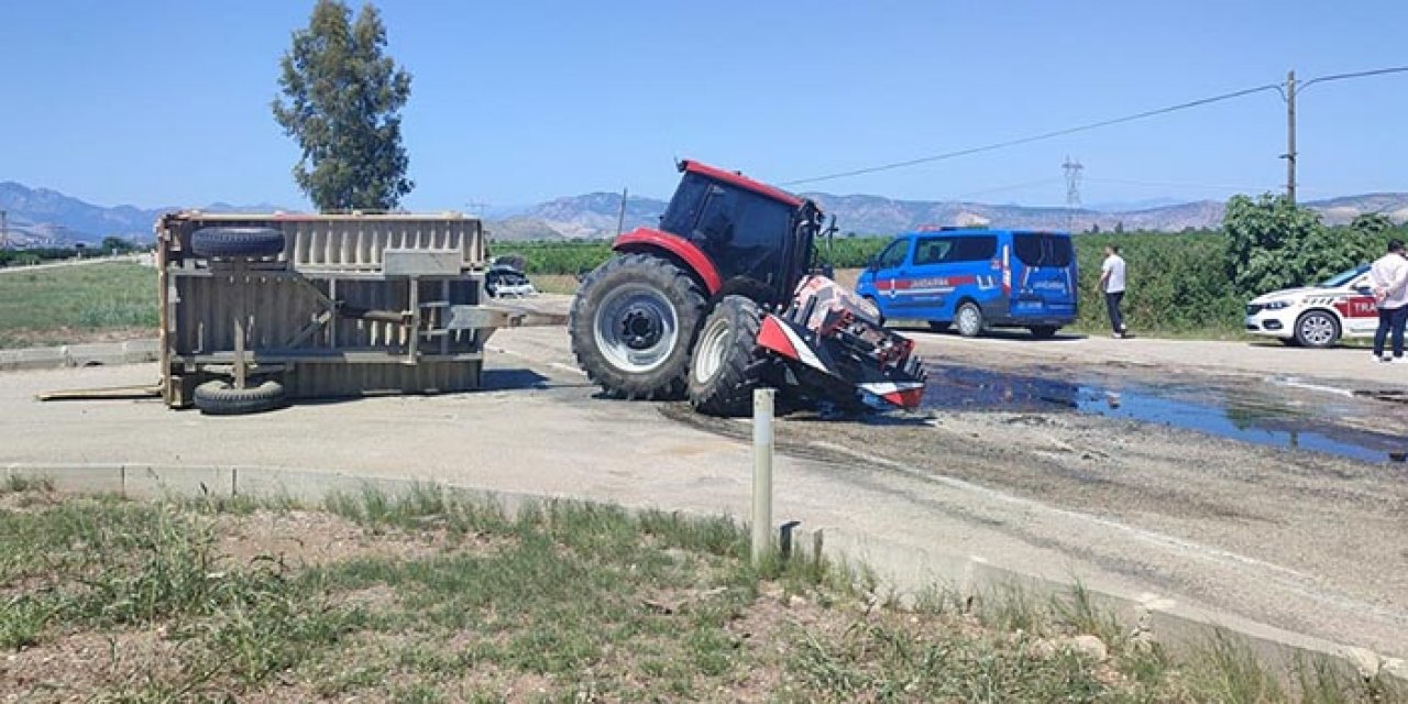 Otomobille traktör çarpıştı: 3 yaralı