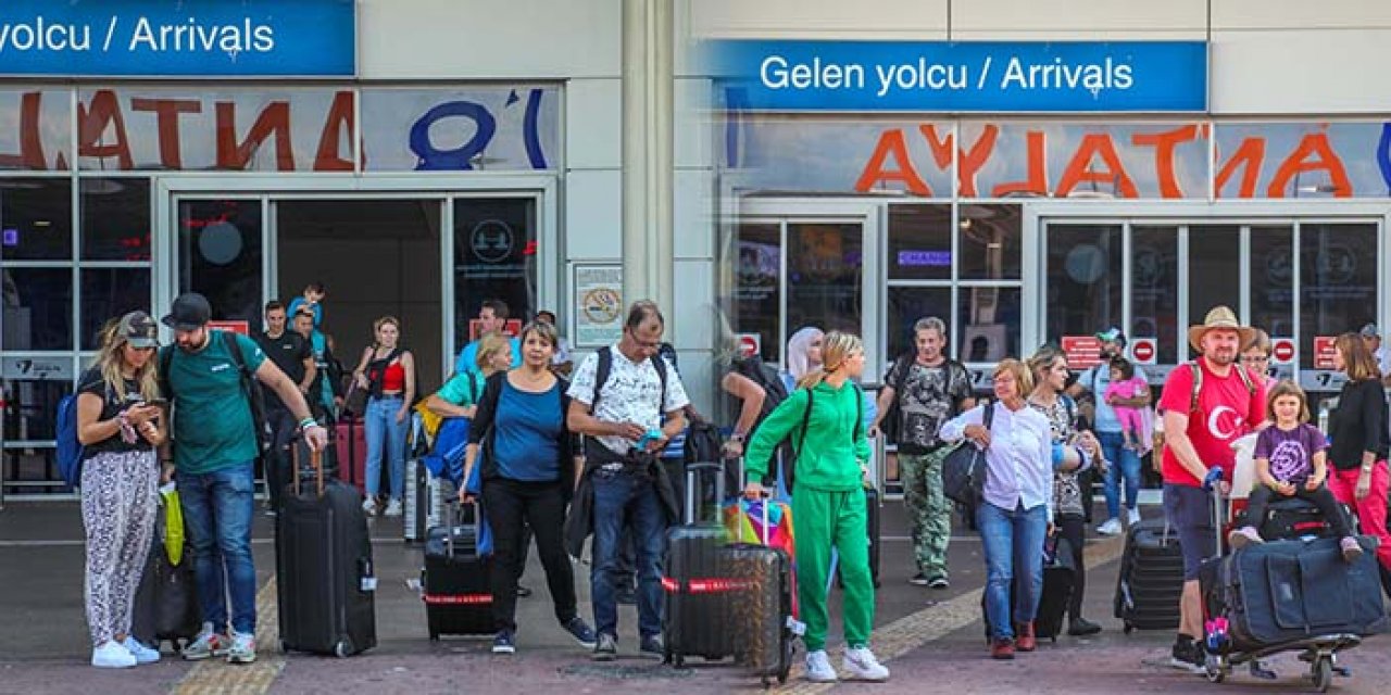 Antalya’da yabancı turist yoğunluğu: 5 milyonu buldu