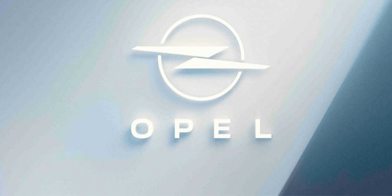 Opel logosunu değiştirdi