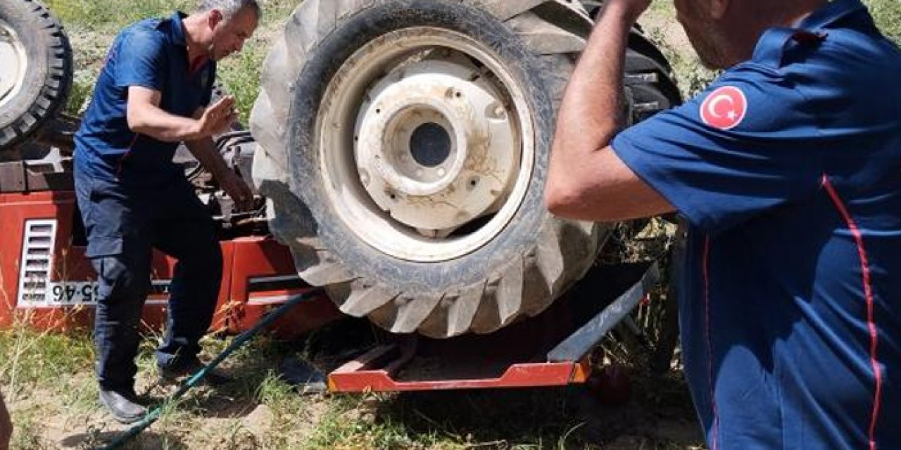 58 yaşındaki Sönmez  traktörün altında kalarak can verdi