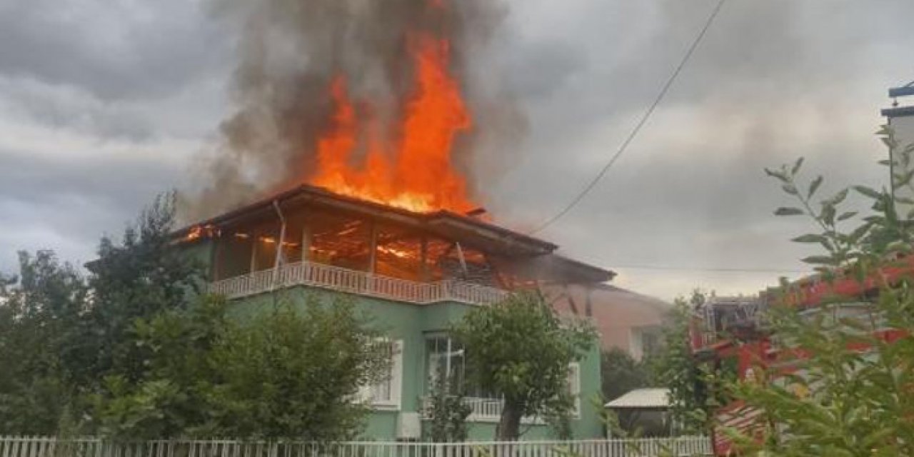 2 katlı evde yangın