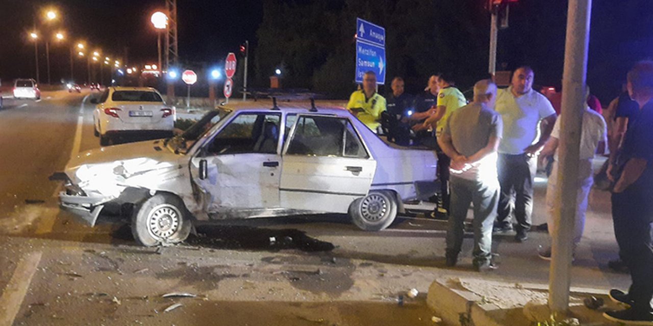 Kırmızı ışıkta geçen alkollü sürücü kazaya sebep oldu