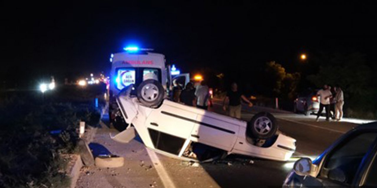 Lastiği patlayan araç devrildi: 5 yaralı