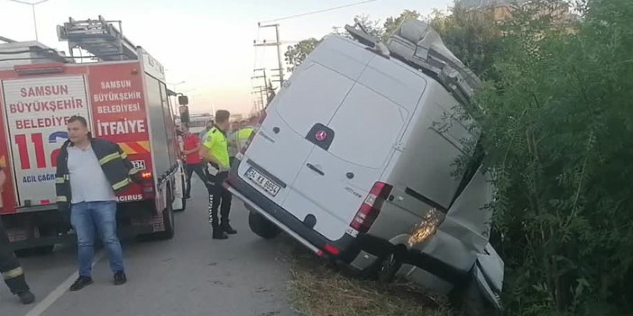 Canlı yayın aracı direğe çarptı: 2 ölü 1 yaralı